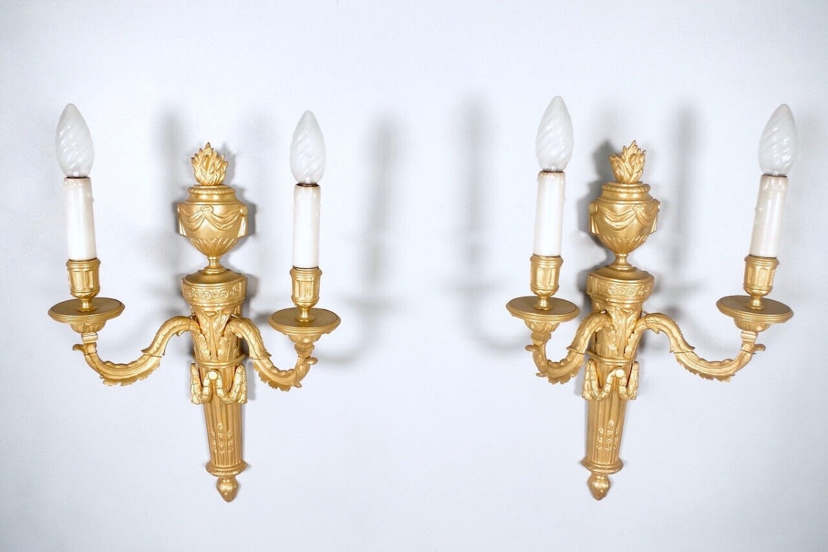 Pair Of Louis XVI Style Gilt Bronze Wall Lights-photo-4