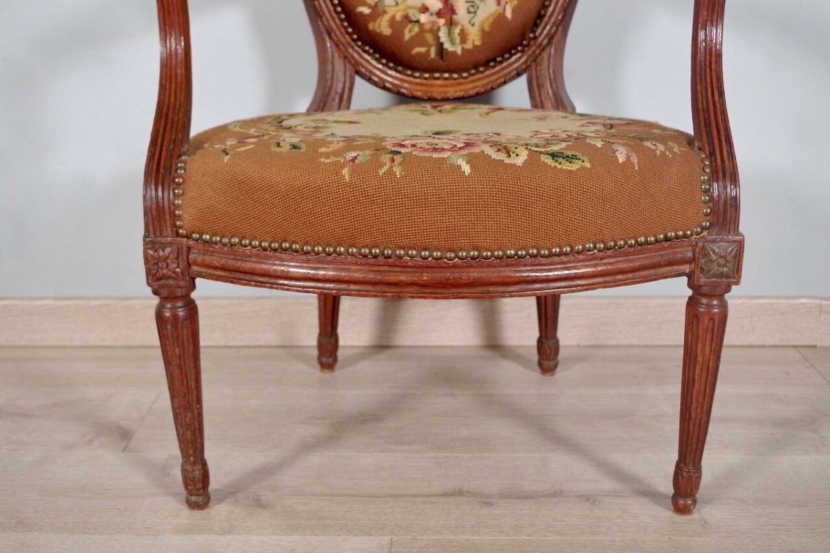 Fauteuil époque Louis XVI-photo-1
