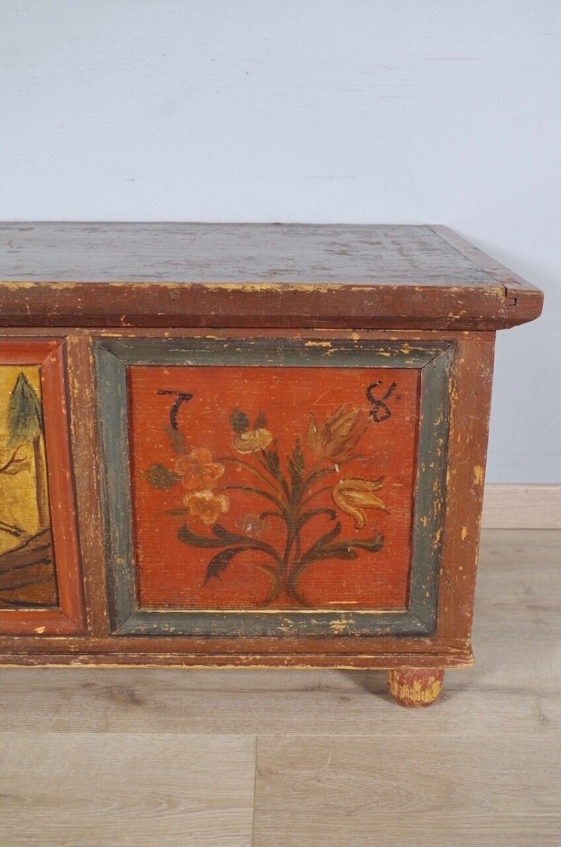 18th Century Wedding Chest-photo-1