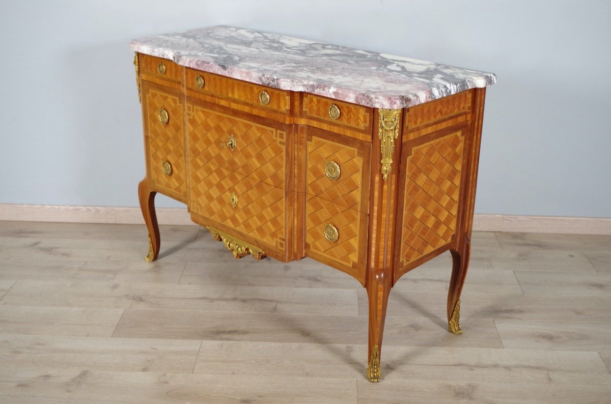 Transition Style Chest Of Drawers