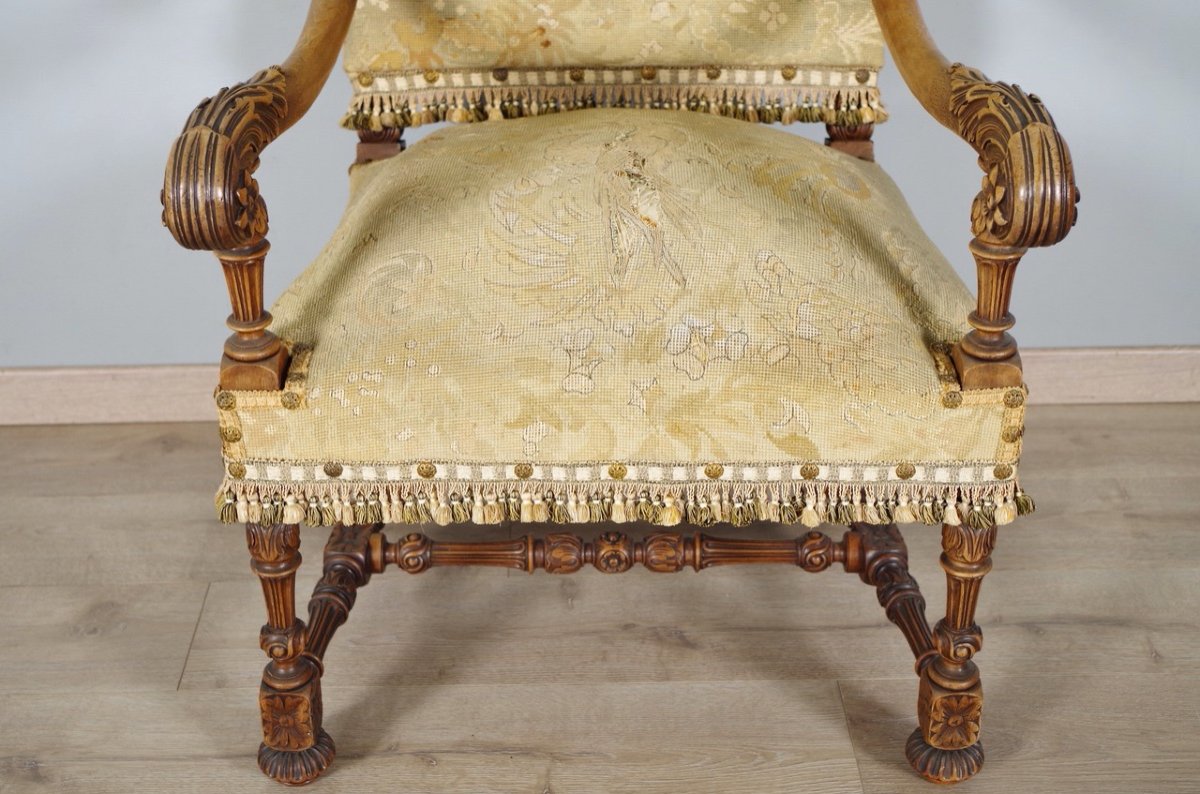 Fauteuil style Louis XIV -photo-1