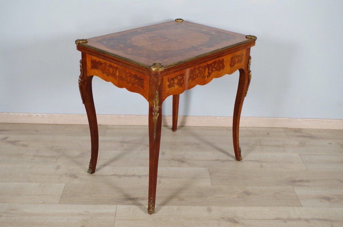 Table à jeux style Louis XV