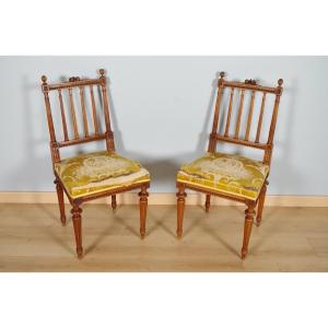 Paire de chaises style Louis XVI noyer 1900