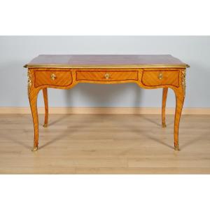 Bureau plat style Louis XV
