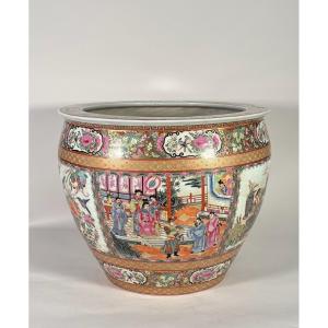 Large Chinese Aquarium Made Of Canton Porcelain, Circa 1880