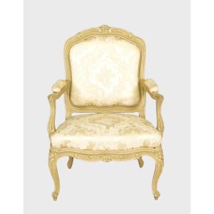 Fauteuil à chassis style Louis XV