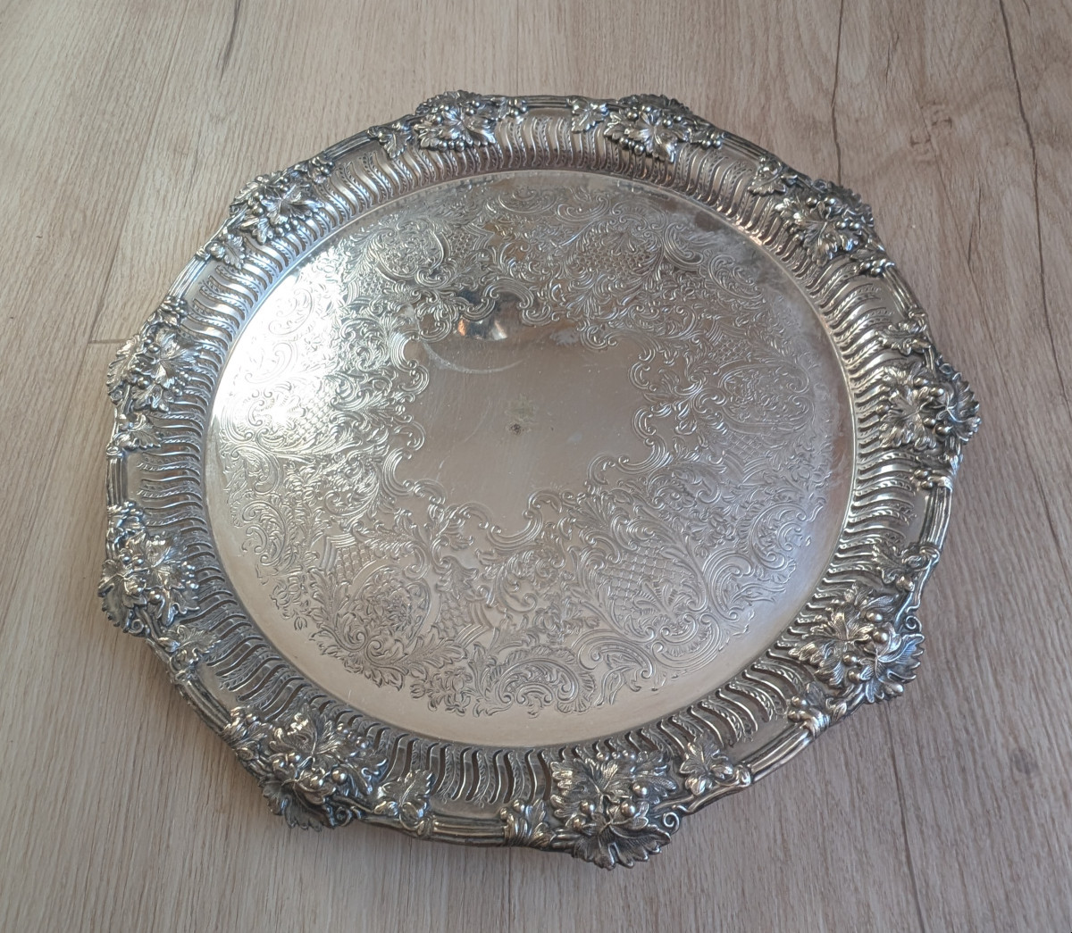 grand plat en metal argente anglais