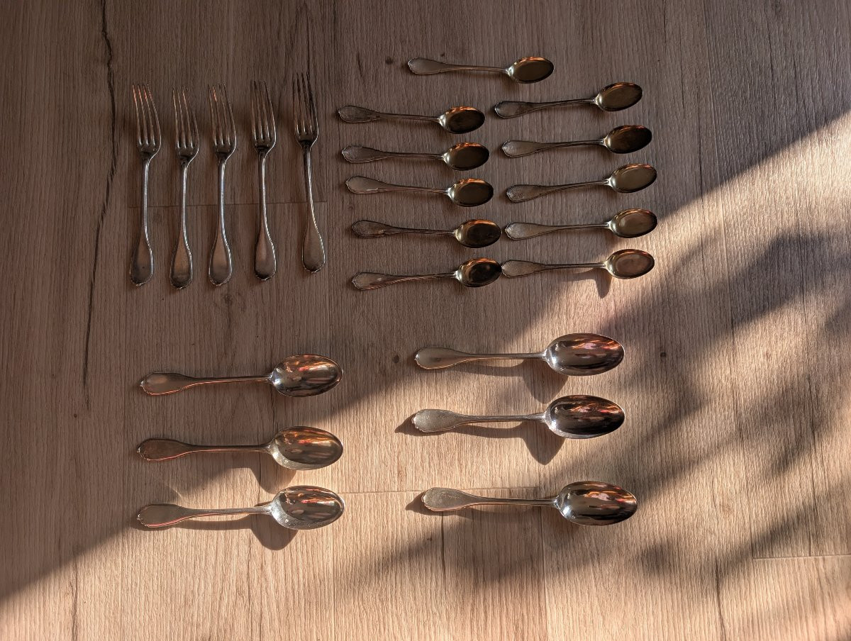 Set Of Silver And Vermeil Cutlery In The Louis XV Regence Style With Coat Of Arms-photo-2