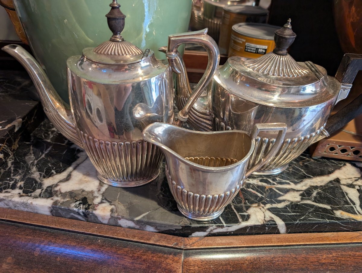 Art Deco Kirby Beard & Co. Silver-plated English Metal Tableware Set