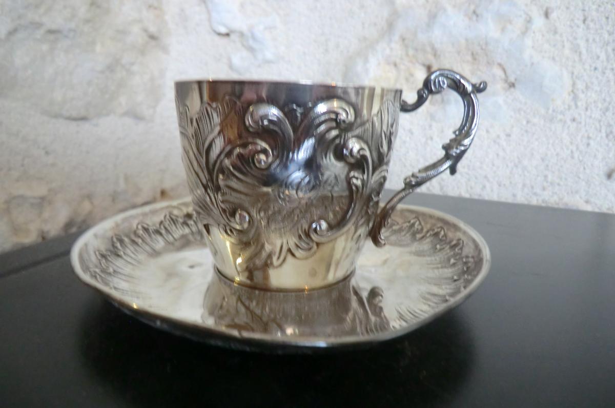 Tasse Et Sous Tasse En Argent Massif De Style Rocaille