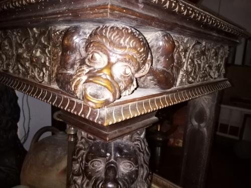 Haute Epoque Style Console With Heraldic Lions-photo-2