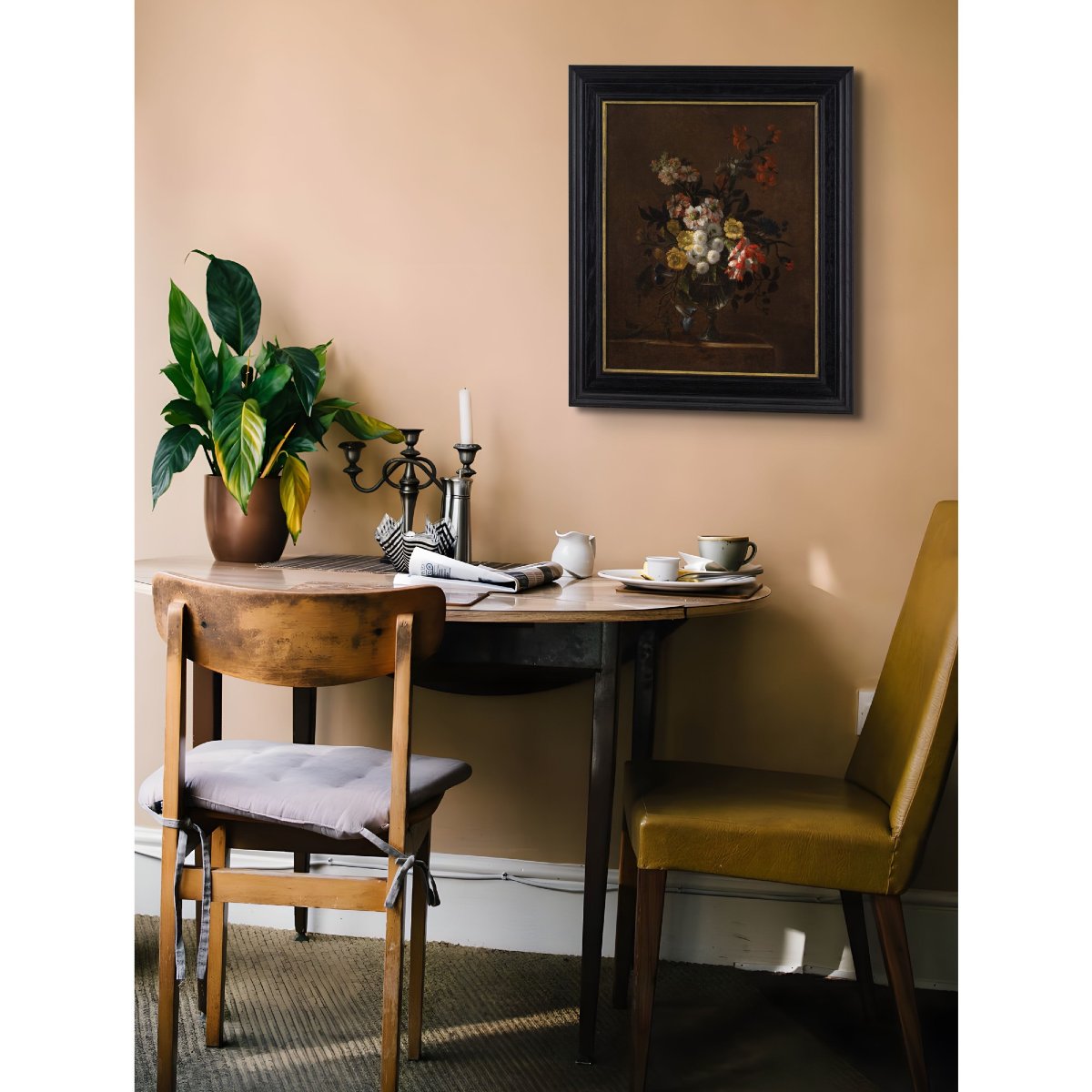 Charles-Gilles Dutillieu (Cercle), Nature Morte Aux fleurs Et Vase En Verre-photo-1