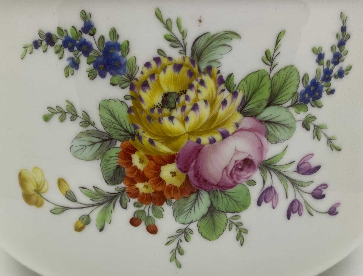 Glacière Porcelaine, Manufacture de la Reine, rue Thiroux-photo-1