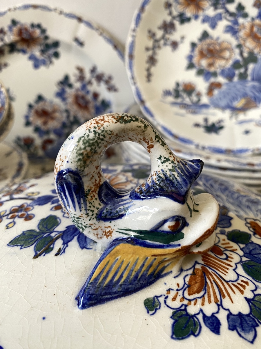 Gien Earthenware Dinner Service, "rooster And Peonies," With Dauphin-style Handles. 19th Century (104 Pieces)-photo-2