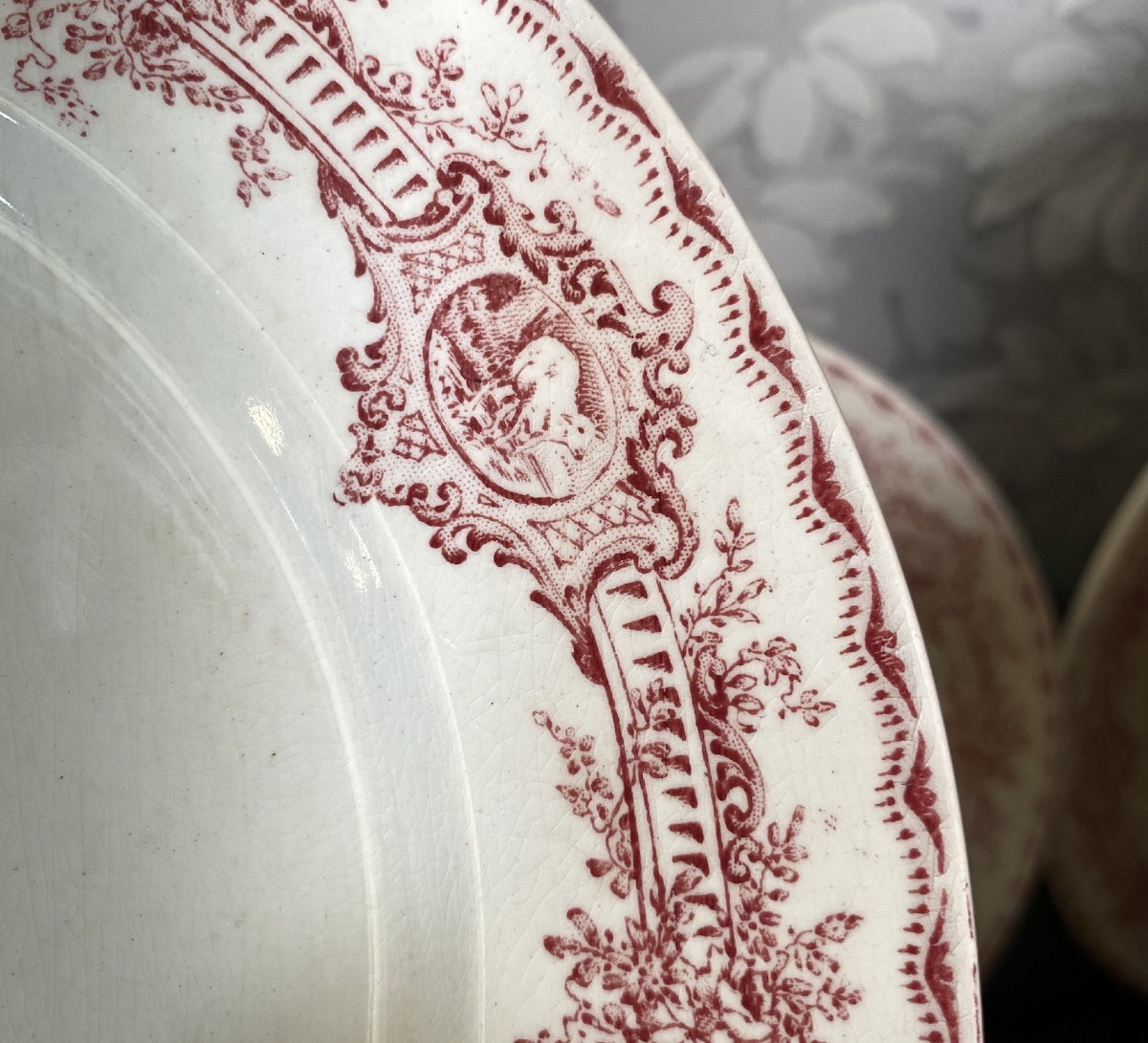 Service en faïence fine, Creil et Montereau, modèle Watteau, 108 pièces, fin XIXe siècle.-photo-2