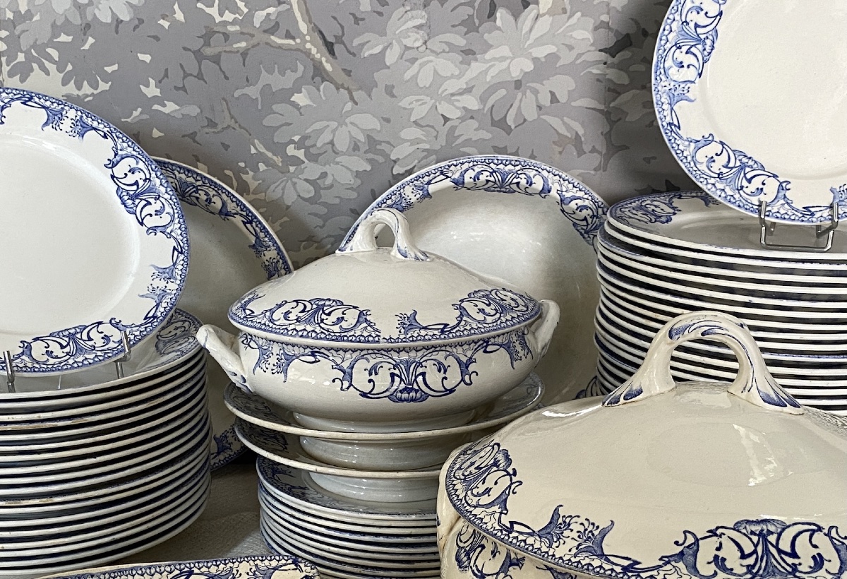 Digoin And Sarreguemines Earthenware Dinnerware Set, Arno Model-photo-2