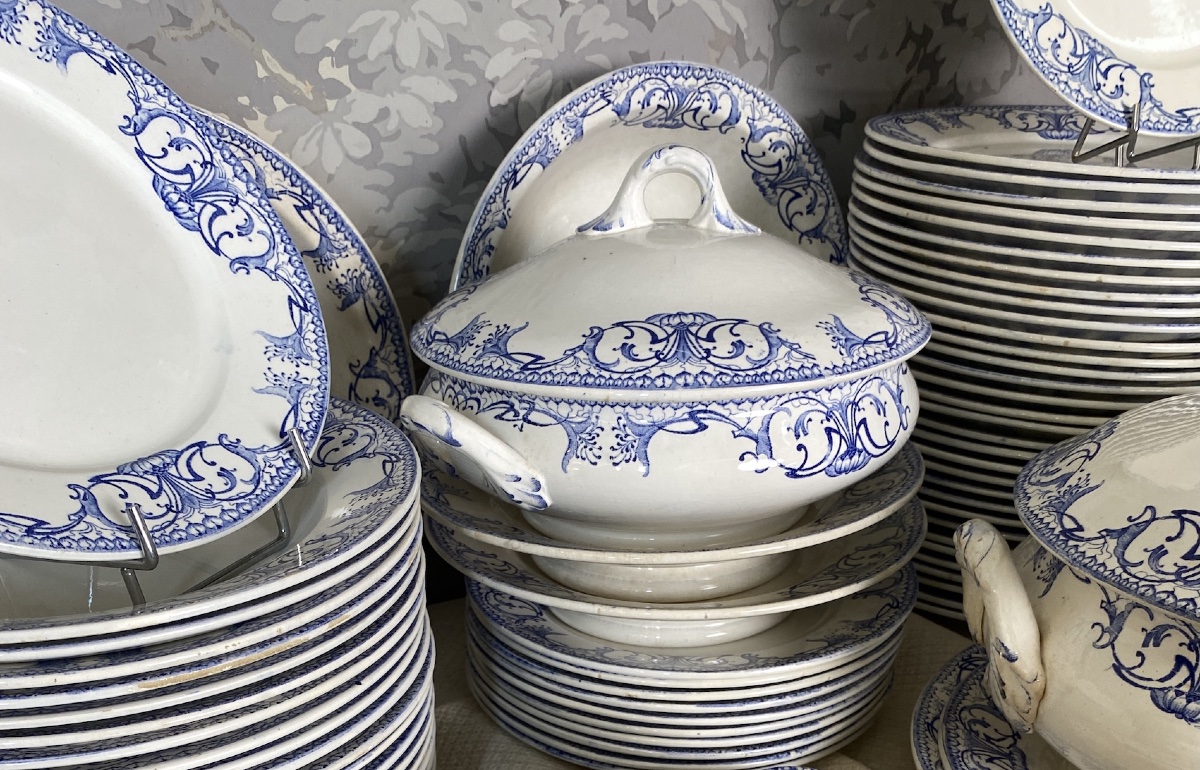 Digoin And Sarreguemines Earthenware Dinnerware Set, Arno Model-photo-5