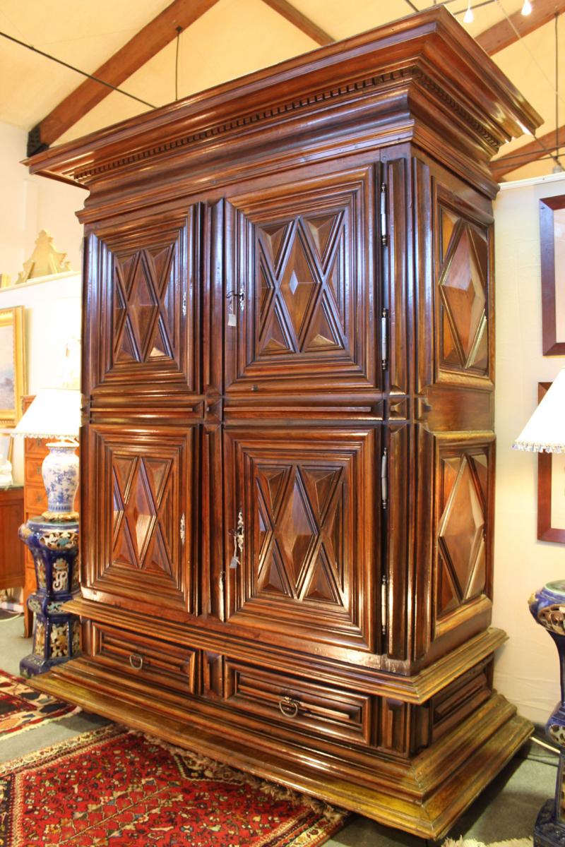Armoire 4 Portes Louis XIII En Noyer-photo-2