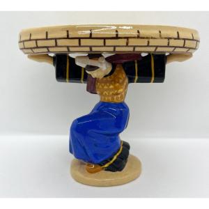 Bigoudène à La Coupe En Faïence émaillée Polychrome 1930