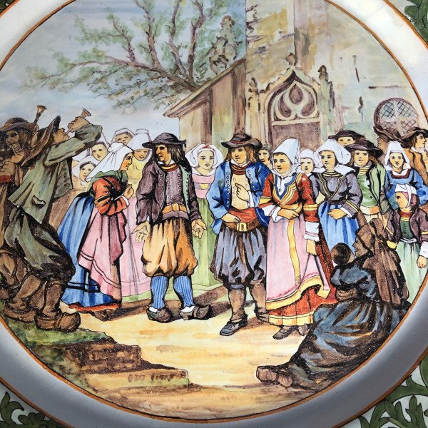 Large Dish Decorated With The Wedding At Kerfeunteun Near Quimper - Manufacture Porquier Beau-photo-4