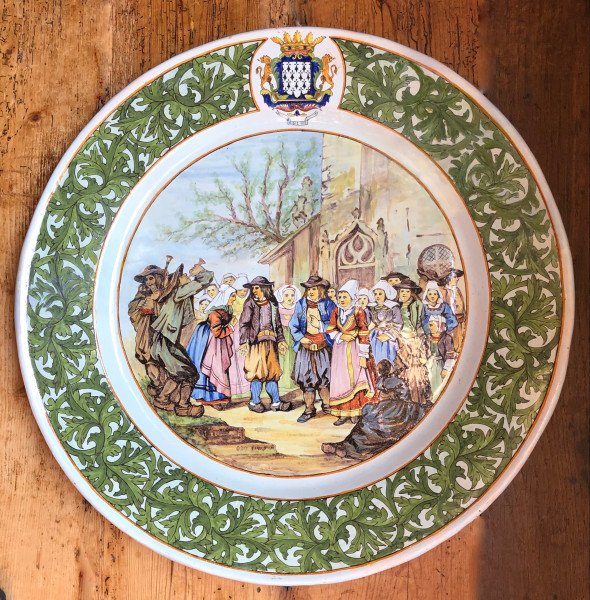 Large Dish Decorated With The Wedding At Kerfeunteun Near Quimper - Manufacture Porquier Beau