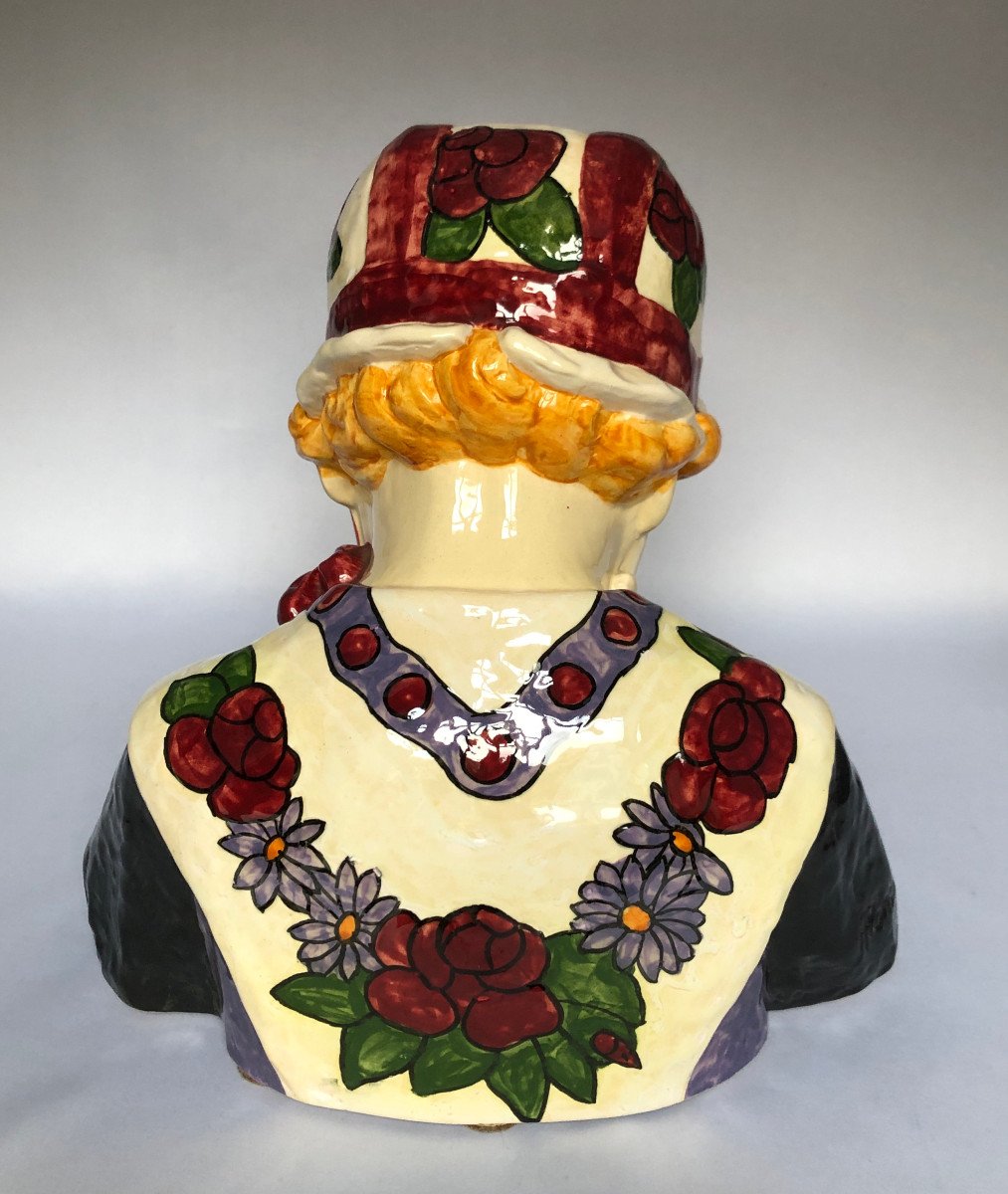 Bust Of The Little Girl With The Bird By Henriette Porson - Brittany-photo-3