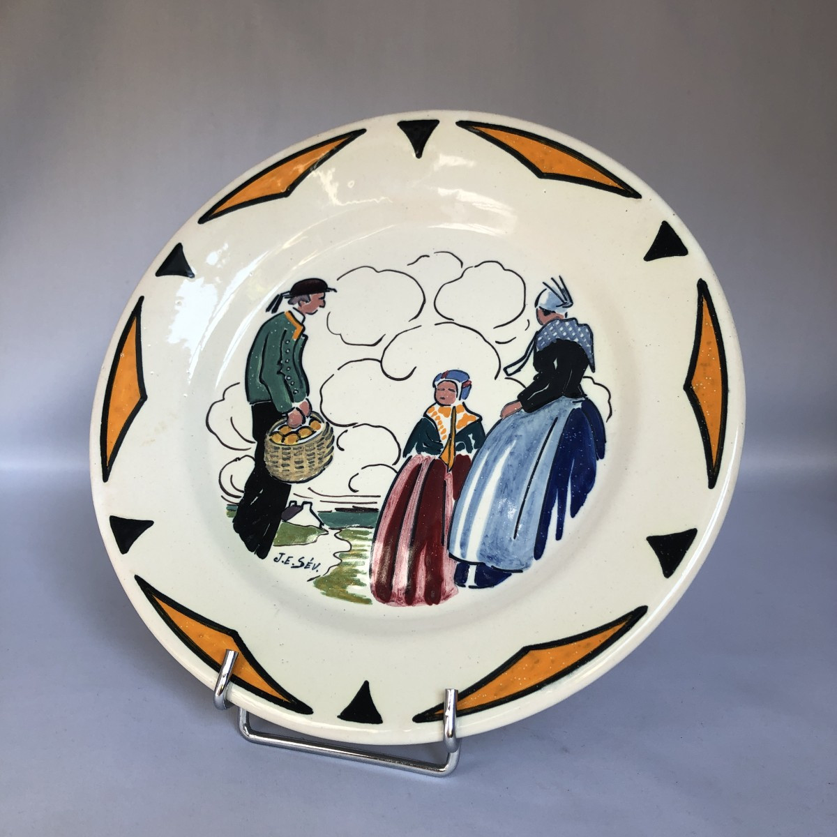 Plate With Market Return Decor In Plougastel, Jim Sévellec, Manufact. Henriot - Brittany