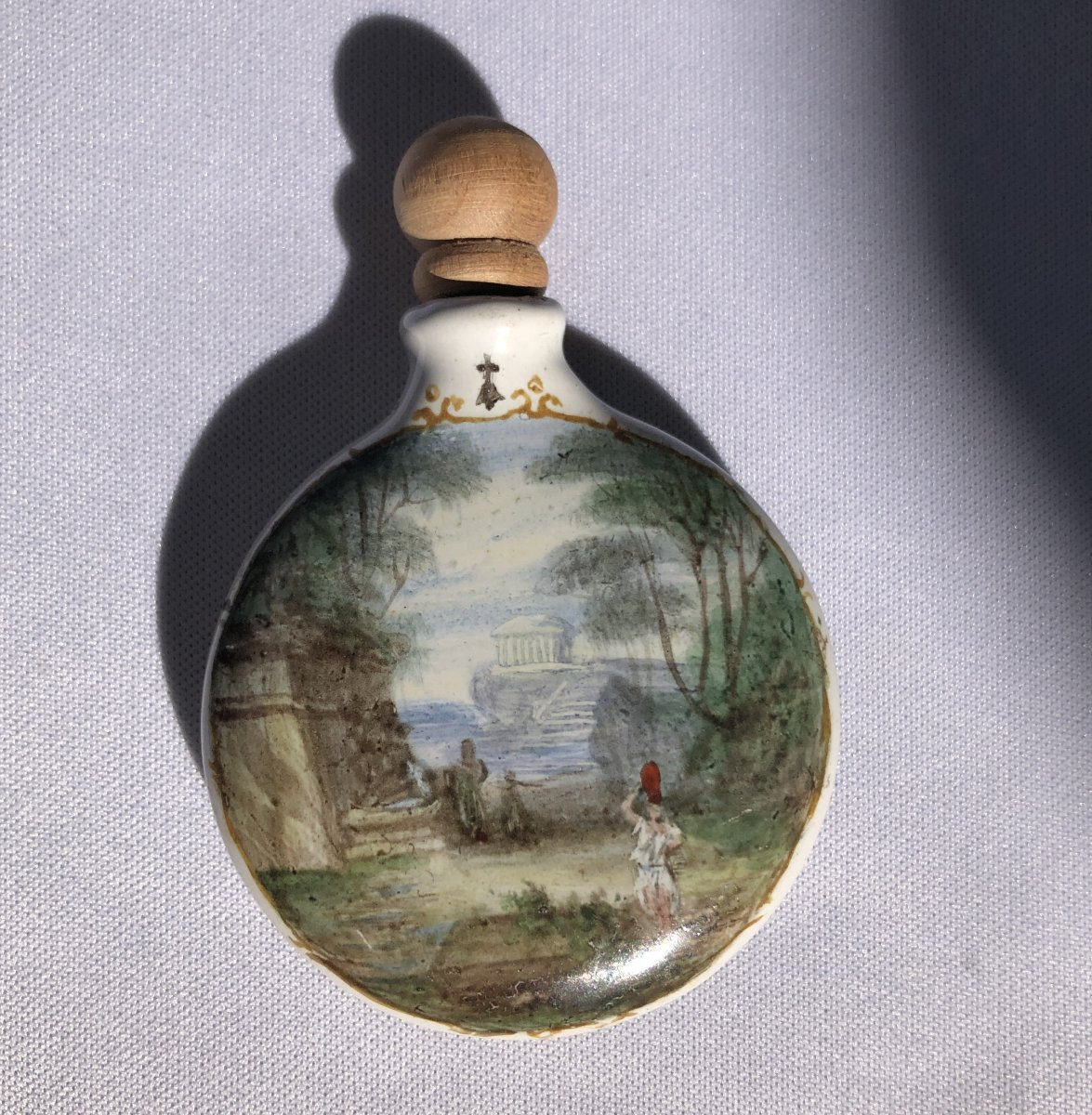 Rare Secouette à Décor Mythologique, Édouard Vaumort, Manufacture De Rennes - Bretagne-photo-2