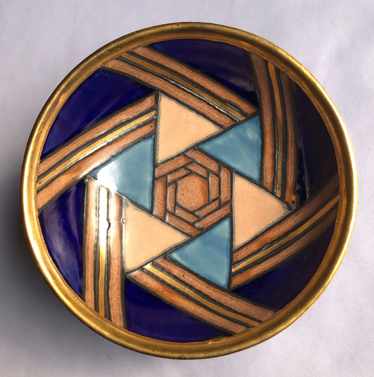 Coupe Odetta à l’or – Odetta - Manufacture HB Quimper - Bretagne