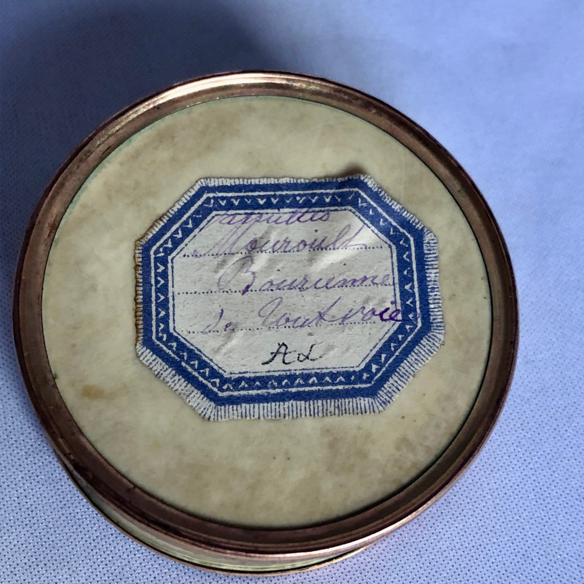 Fly Box Decorated With Hair -photo-3