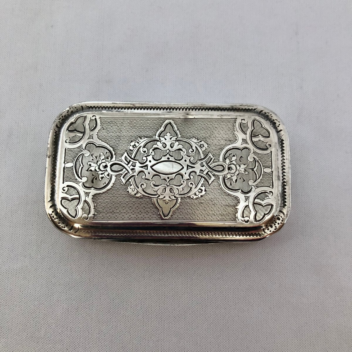 Boîte à priser rectangulaire -  CURIOSITÉ-photo-4