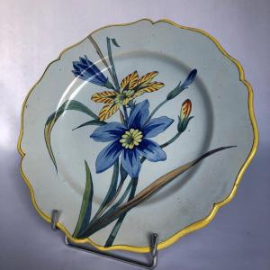 Assiette à décor d’ixias - Alfred Beau - Manufacture Porquier Beau - Bretagne 