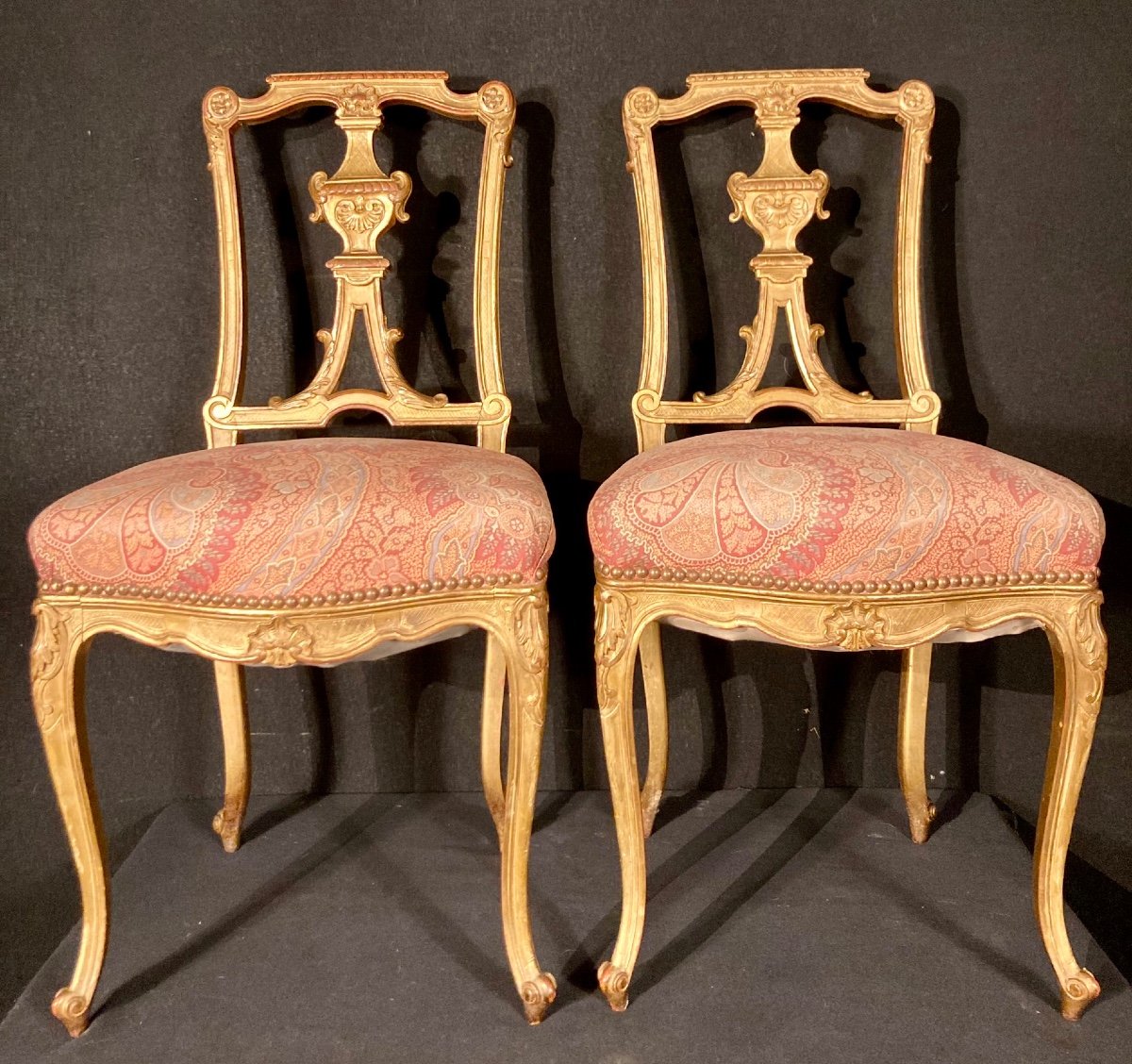 Paire De Chaises De Musiciens  En Bois Doré 