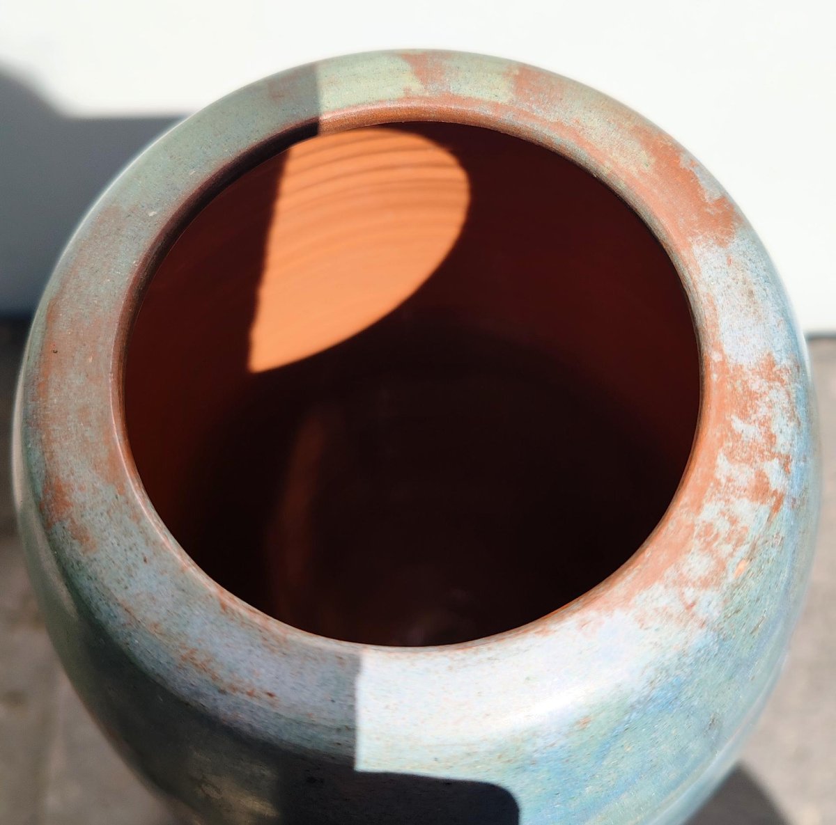 Sophie Combres Large Tubular Polychrome Ceramic Vase With Orange And Blue Background Decorated With Dancers -photo-5