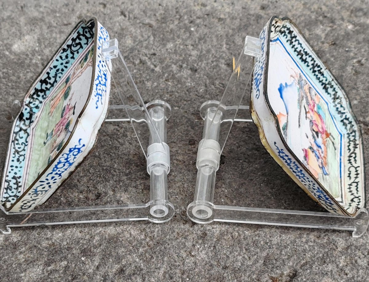 Pair Of Square Chinese Canton Enamel Bowls, Qianlong (1736-1795)-photo-1