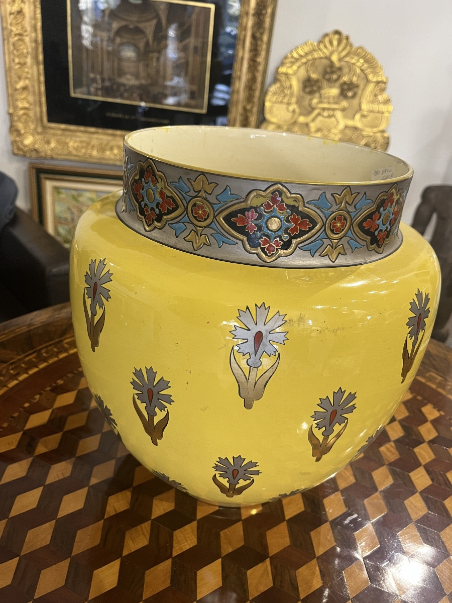 Beautiful Art Deco Vase 