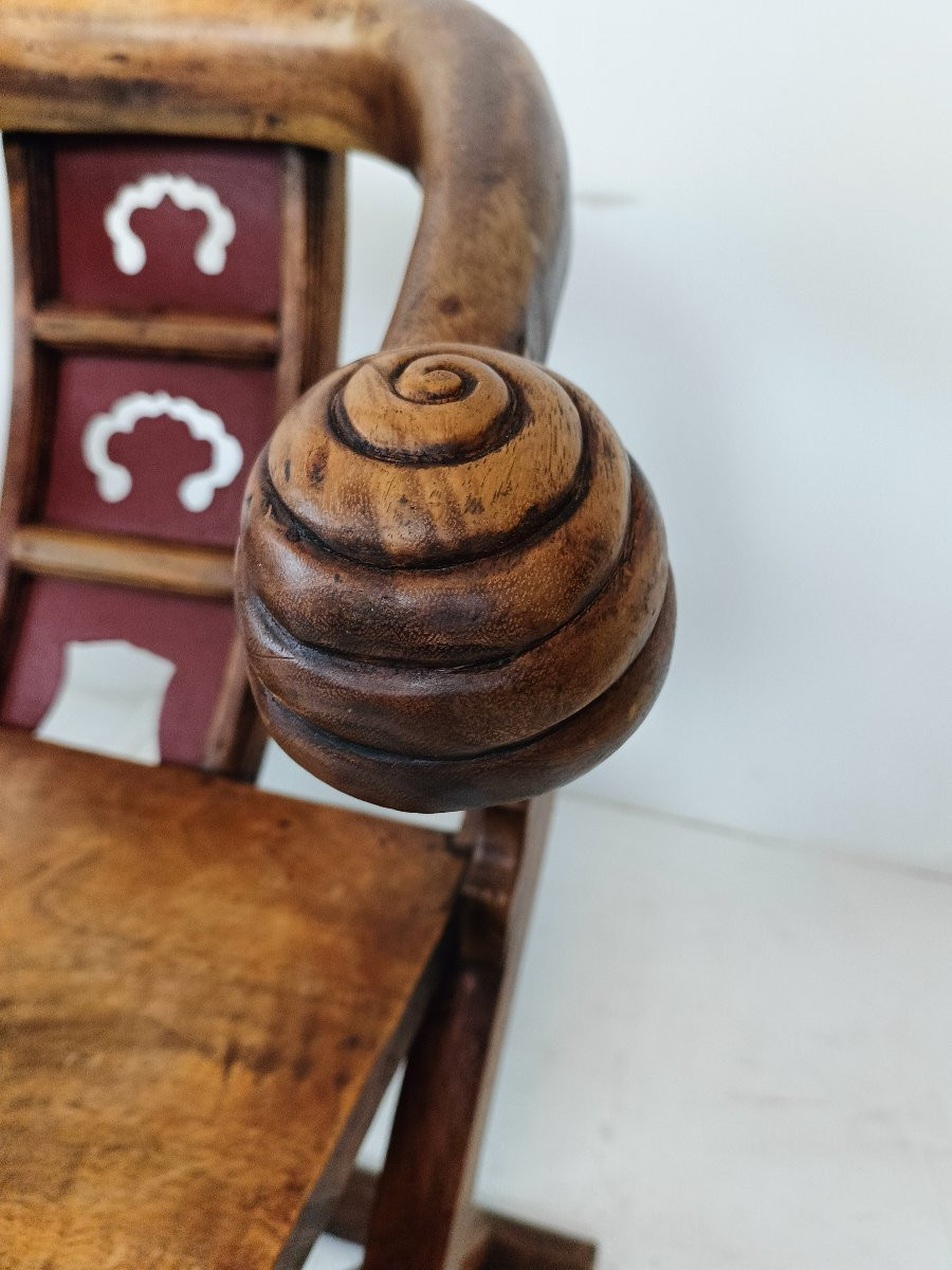 Fauteuils-trônes asiatiques rares-photo-2