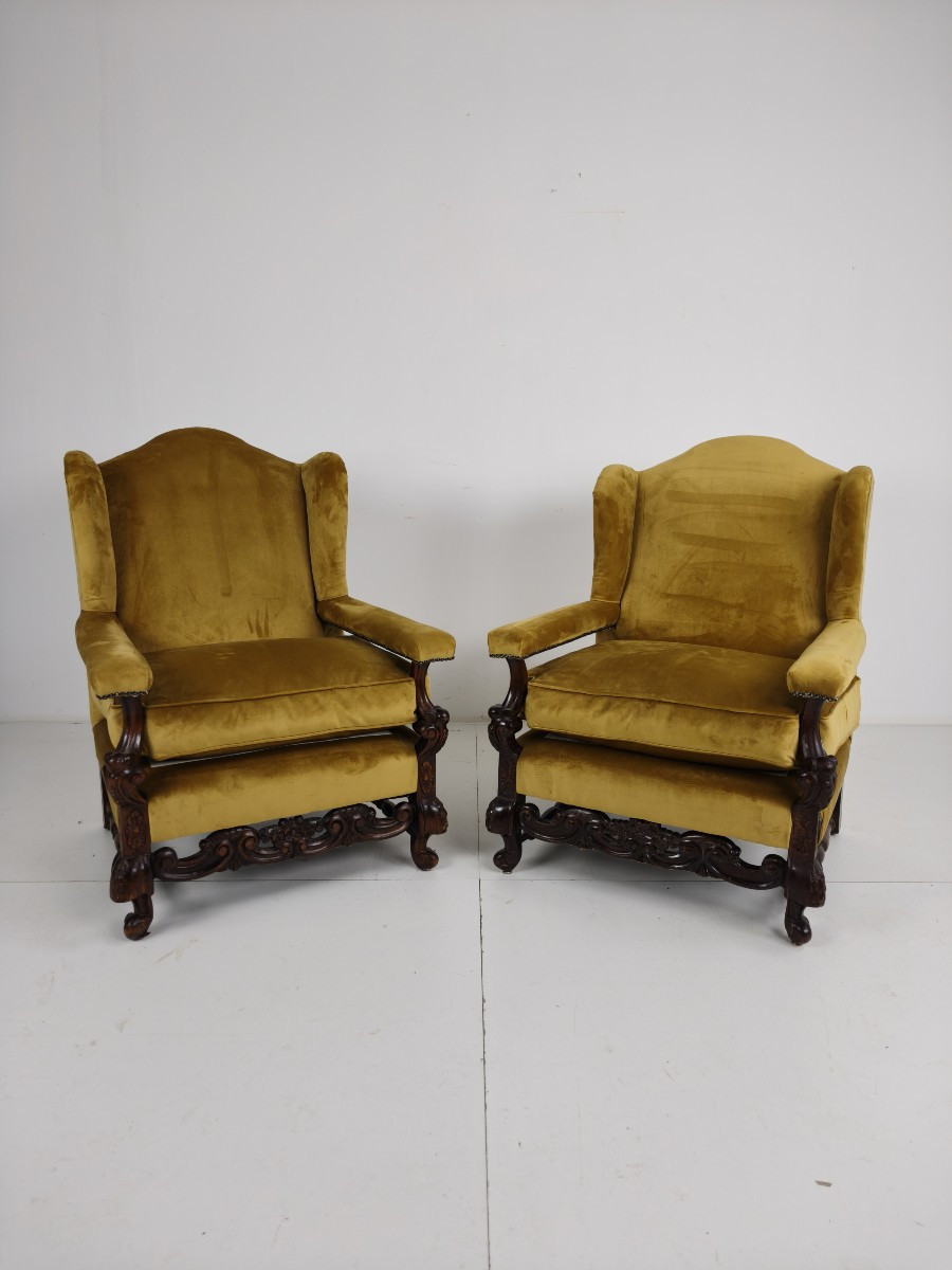 Pair Of 19th Century Carved Walnut Armchairs - Floral Motifs - Velvet Upholstery
