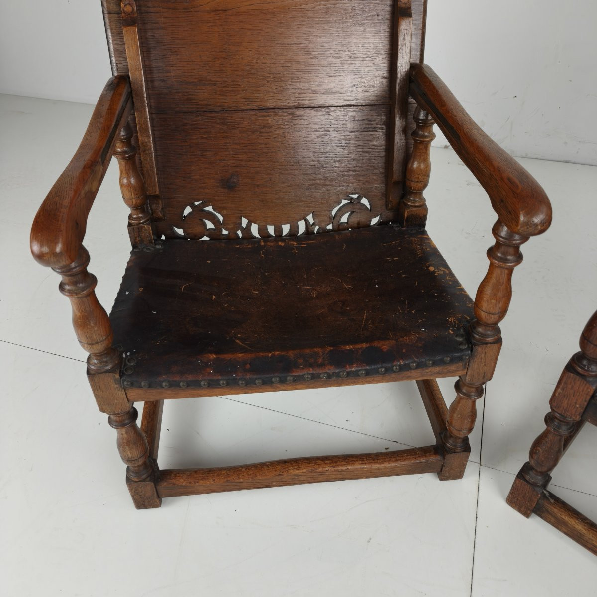 Pair Of Antique English Jacobean Monk's Armchairs And Tables, By F. Parker & Sons-photo-8