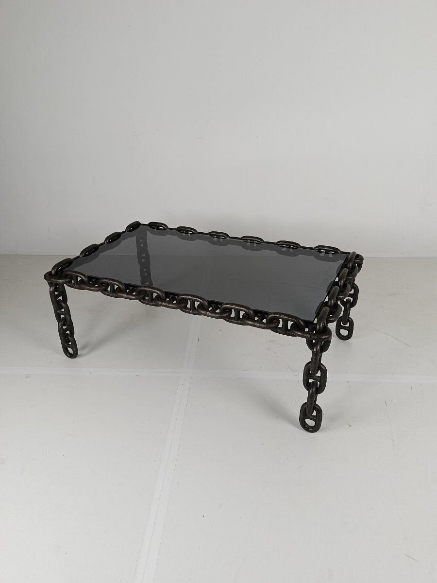 Table basse vintage brutaliste en fer noir à maillons de chaîne avec verre fumé d'origine, anné-photo-2