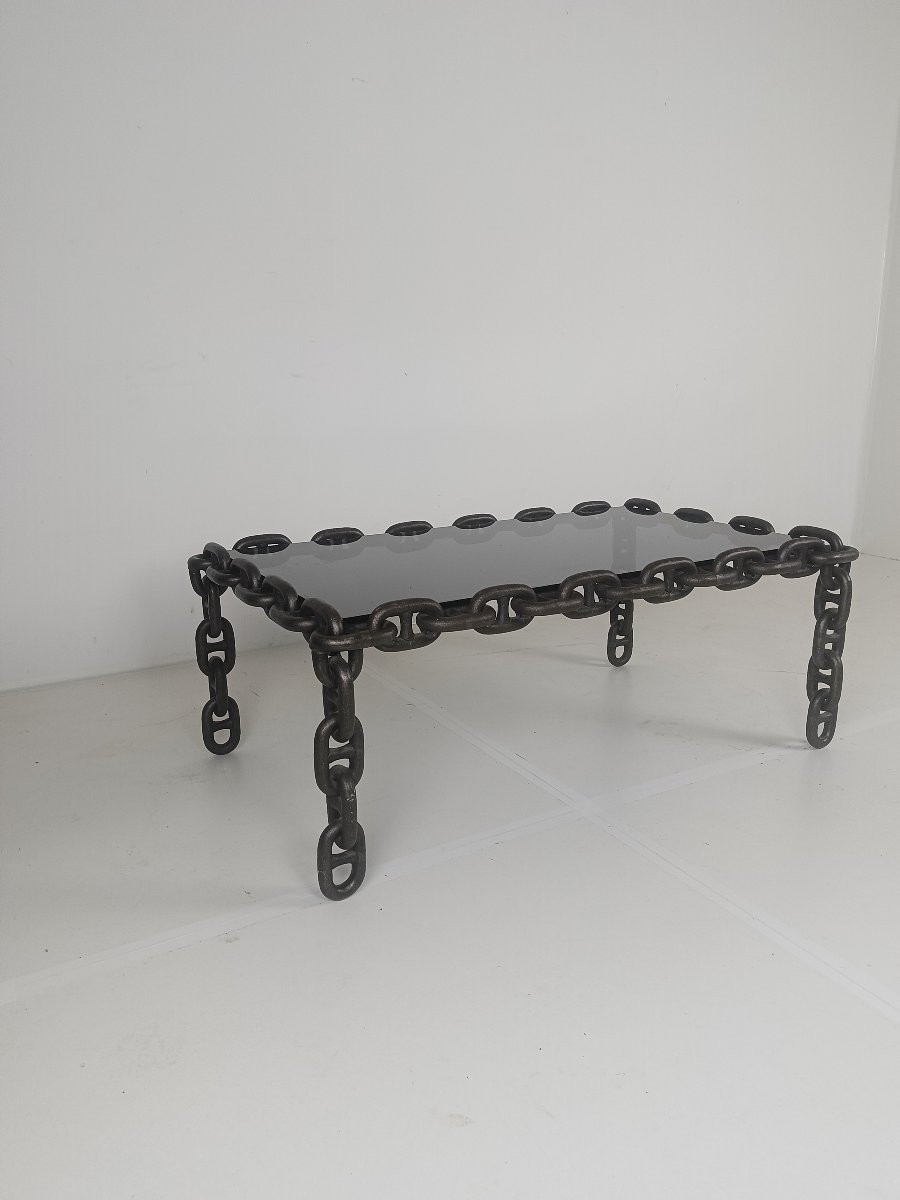 Table basse vintage brutaliste en fer noir à maillons de chaîne avec verre fumé d'origine, anné-photo-5