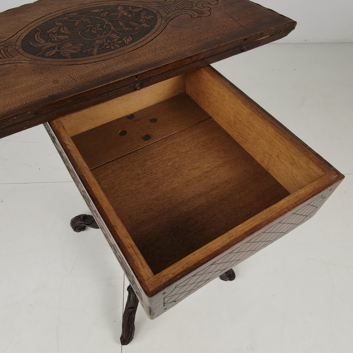 Table de jeu Forêt-Noire par Horrix – 1880-photo-5