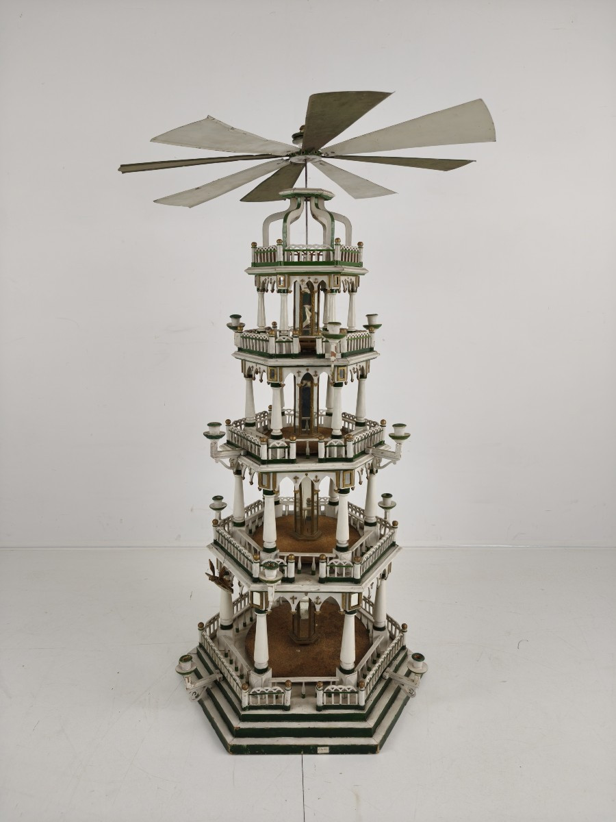 Handcrafted Christmas Pyramid From The 19th Century - Rare And Beautiful Piece Of German Folk Art