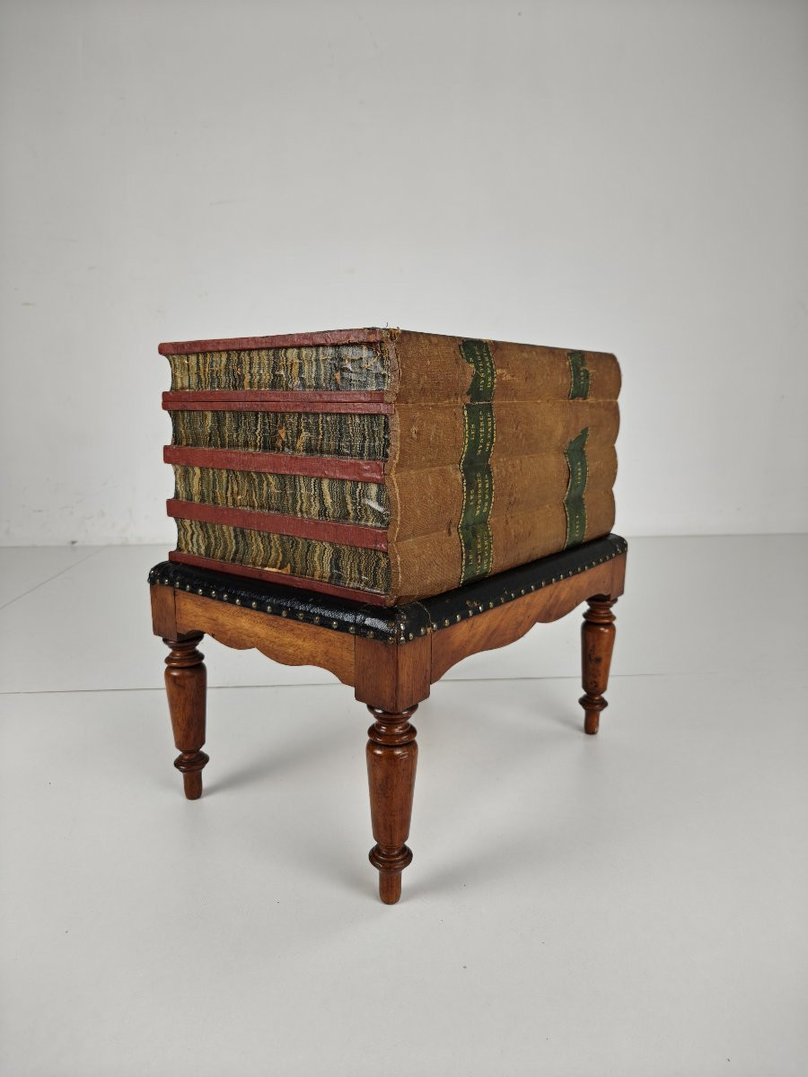 Coffret à livres en simili cuir sur support peint – Angleterre, vers 1830-photo-5