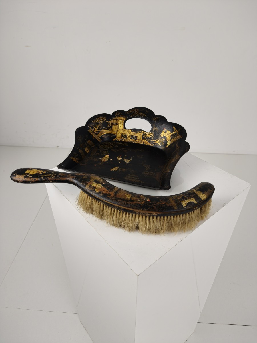 Silent Papier-mâché Butler, 19th Century French Chinoiserie
