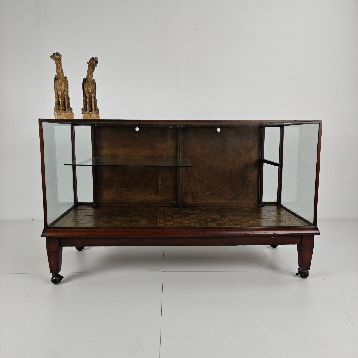 English Store Display / Shop Counter (1910-1920)-photo-2