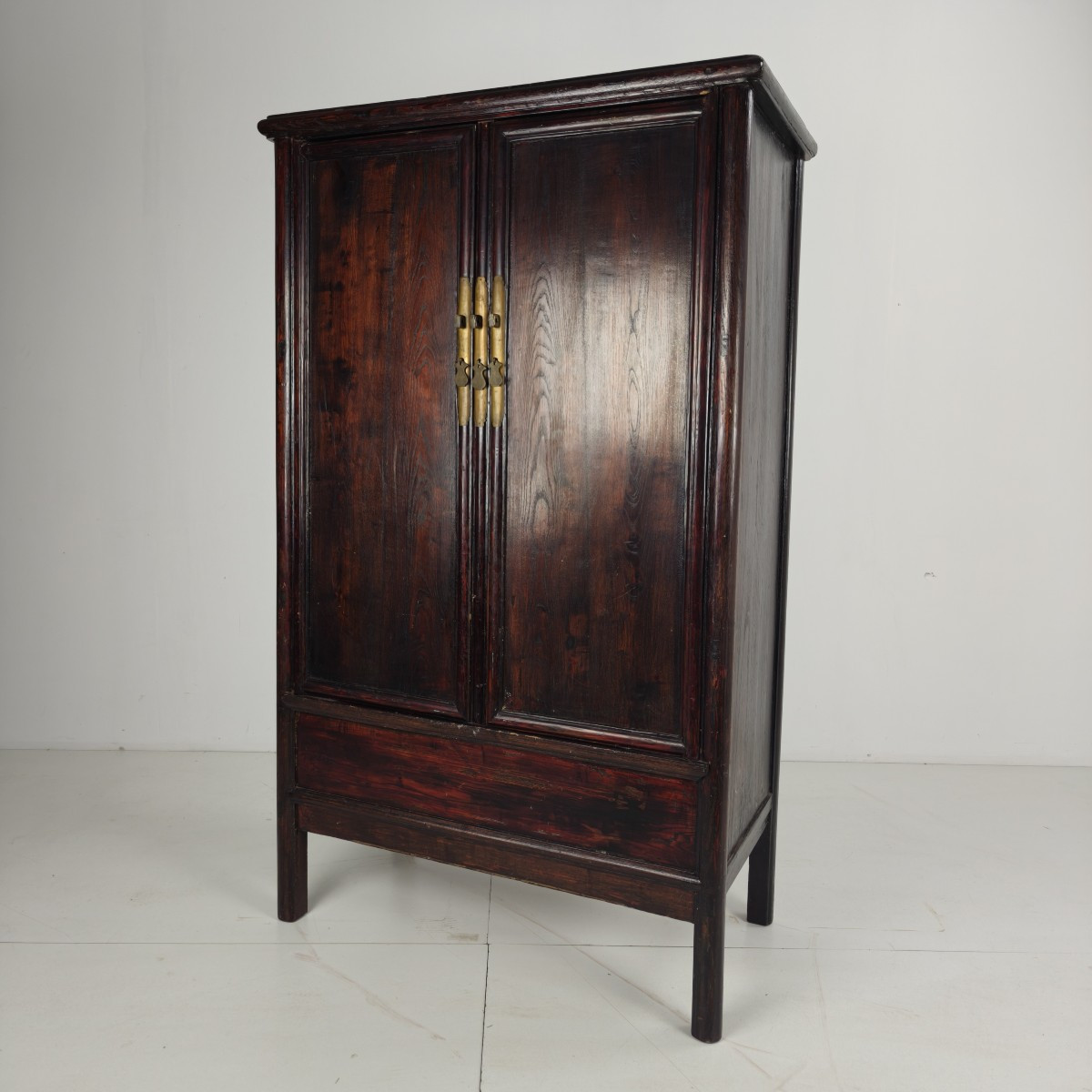 Armoire chinoise de style Ming