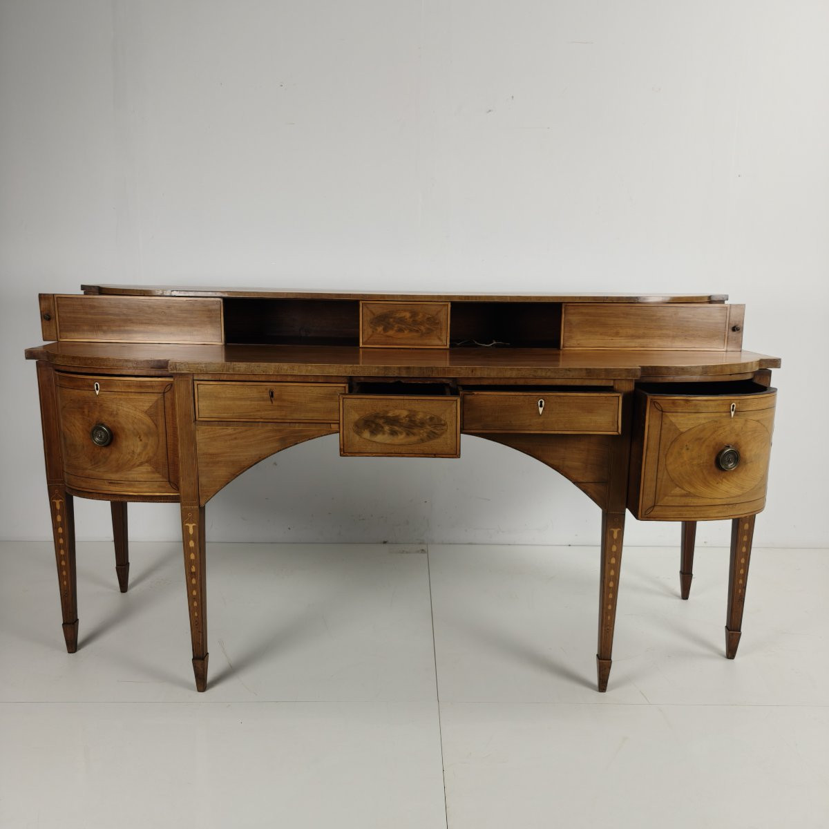 English Georgian Revival Sideboard - Early 19th Century-photo-4