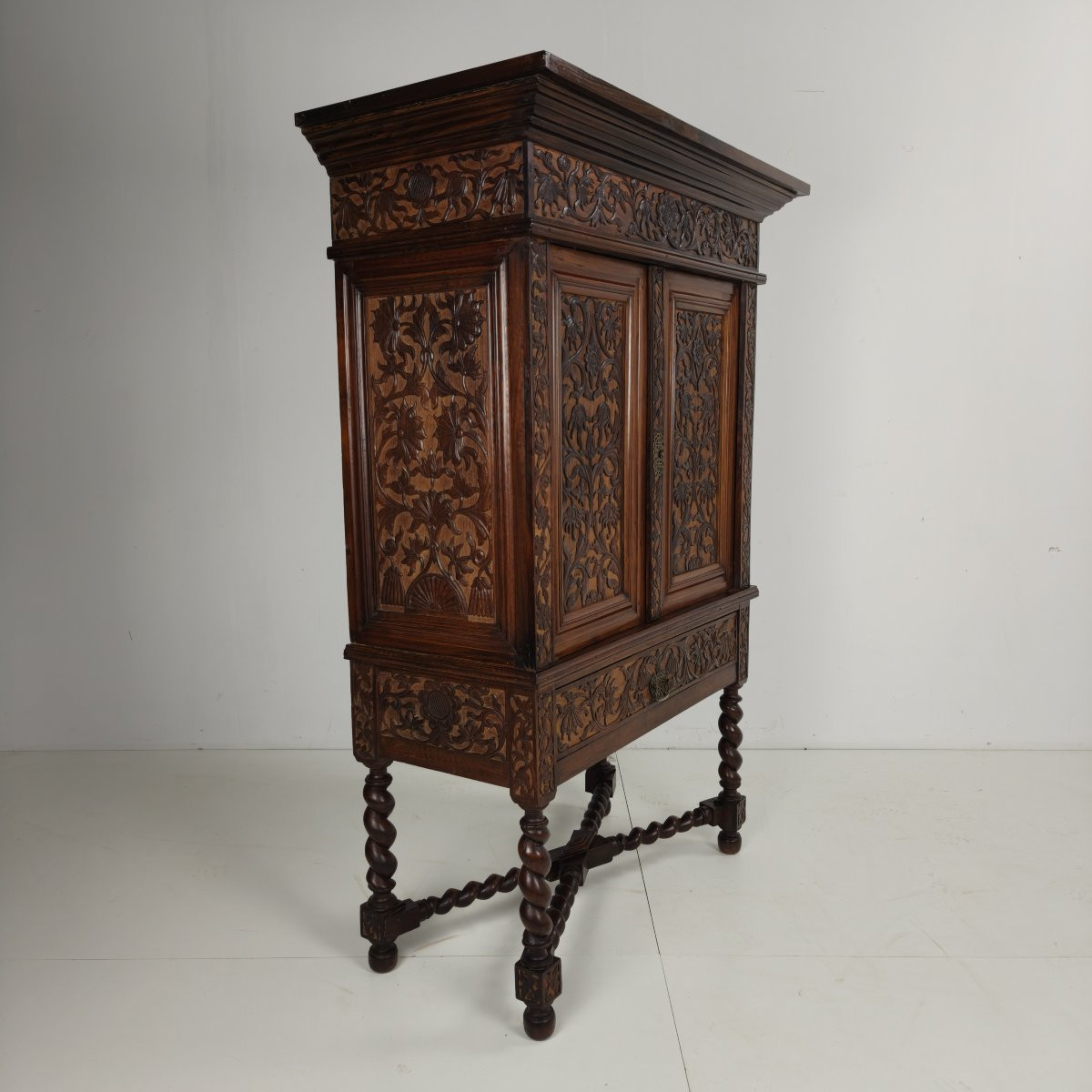 Late 19th Century Carved Colonial Cabinet - Netherlands East Indies-photo-7