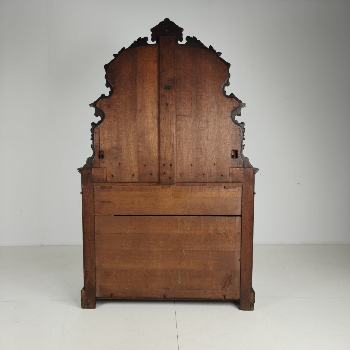 Buffet Horrix avec miroir – Style Forêt-Noire, par Horrix-photo-4